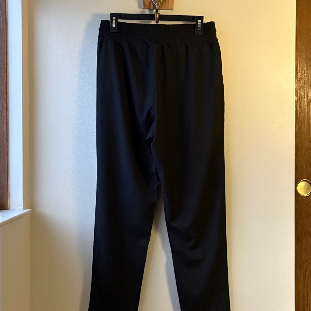 GapFit Women’s Run Around Pant Size Medium - Picture 4 of 4